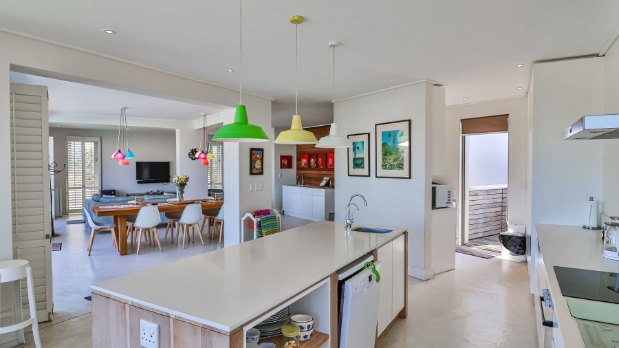 3 Bedroom Property for Sale in De Kelders Western Cape